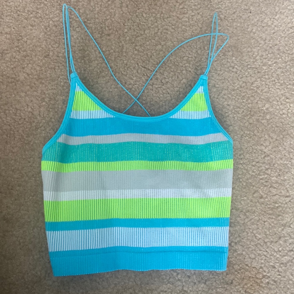 Medium sized Target crop top